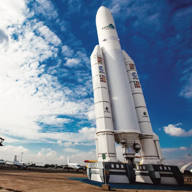 ARIANE, THE IMPOSSIBLE BET - 52', 90' HD 4K