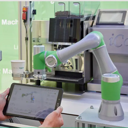 Lexium Cobot - robot collaboratif