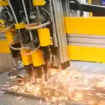 Fabrication industrielle, tôlerie fine. Industrial Manufacturing, precision sheet metal works