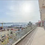 In Lapa with terrace and river front view