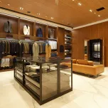 Quintessence of brand’s customization, Porro’s wardrobes have been chosen to furnish ‘Sartorial’, the new luxury boutique in the centre of Beijing