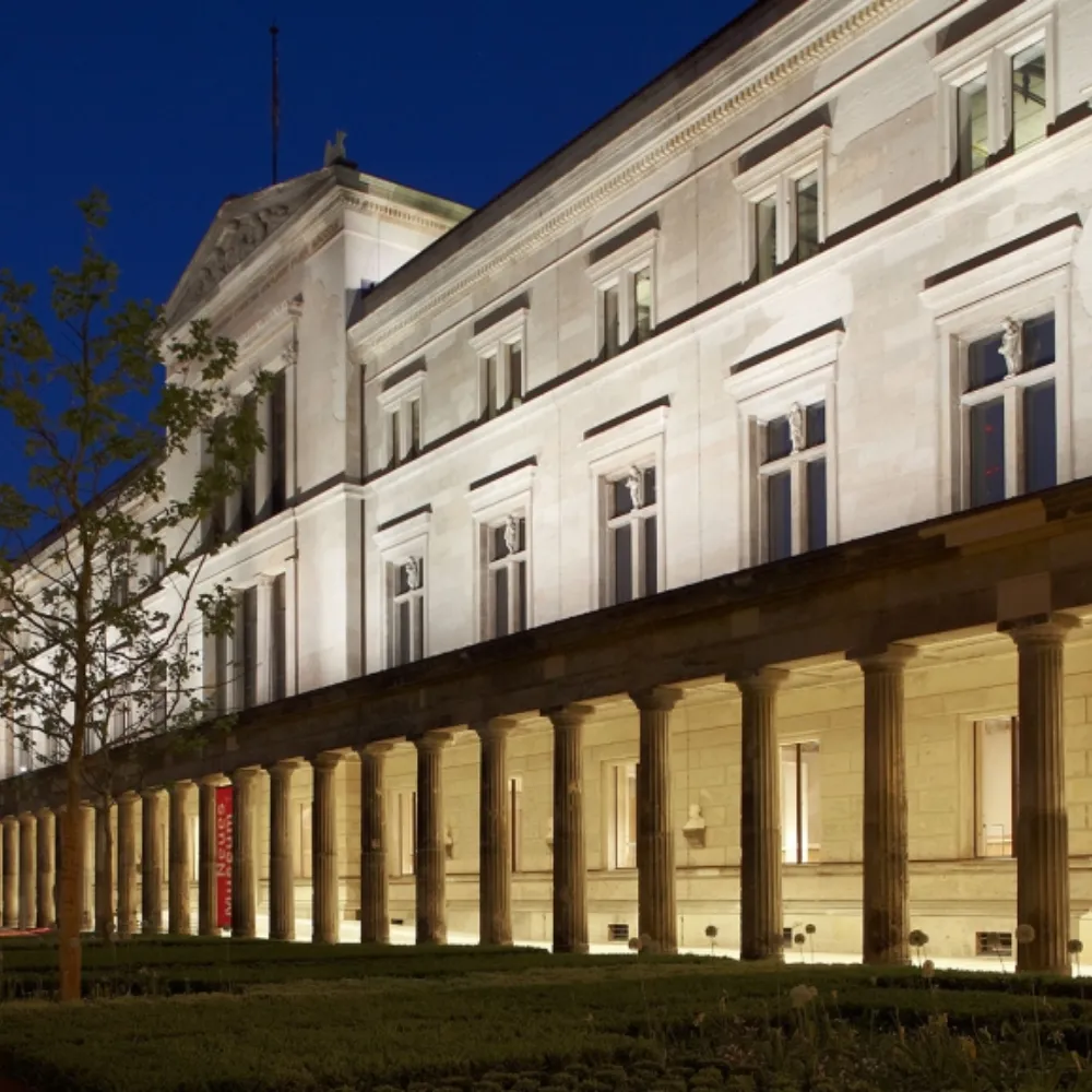 Neues Museum Kolonnadenhof | Berlin