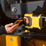 Machine de marquage micro-percussion sans fil pilotée par smartphone. Buddy - Connect.series