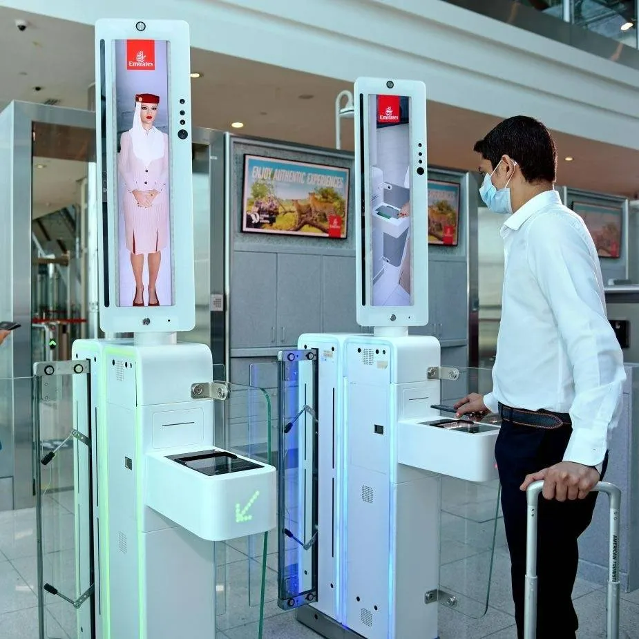 Seamless Boarding Gate