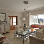 Très belle villa, piscine, vue mer à 5 minutes à peine du marché de Loulé