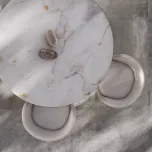 VOYAGE - dining table