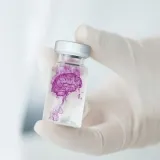 Parenteral drug delivery solutions