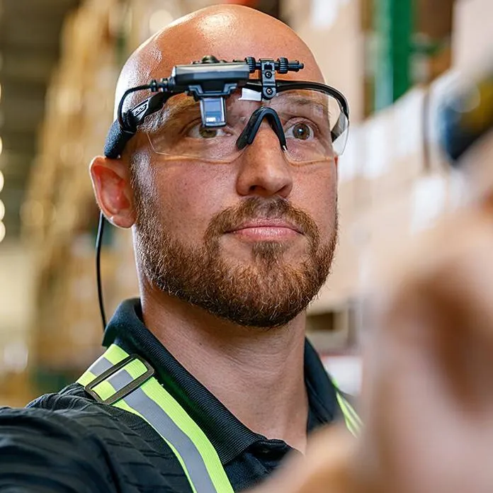 Controltag con occhiali a realtà aumentata