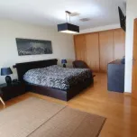 Maison moderne proche de la mer