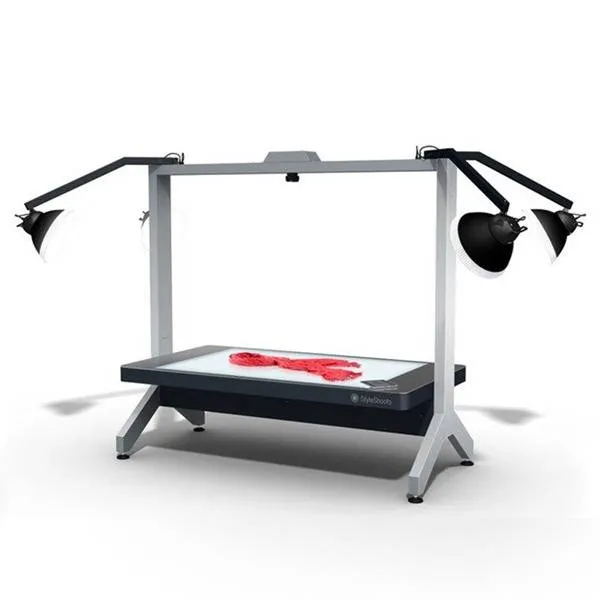 Fotografía para Ecommerce en mesa automatizada