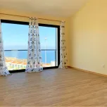 Maison T3 à Cristo Rei, Caniço