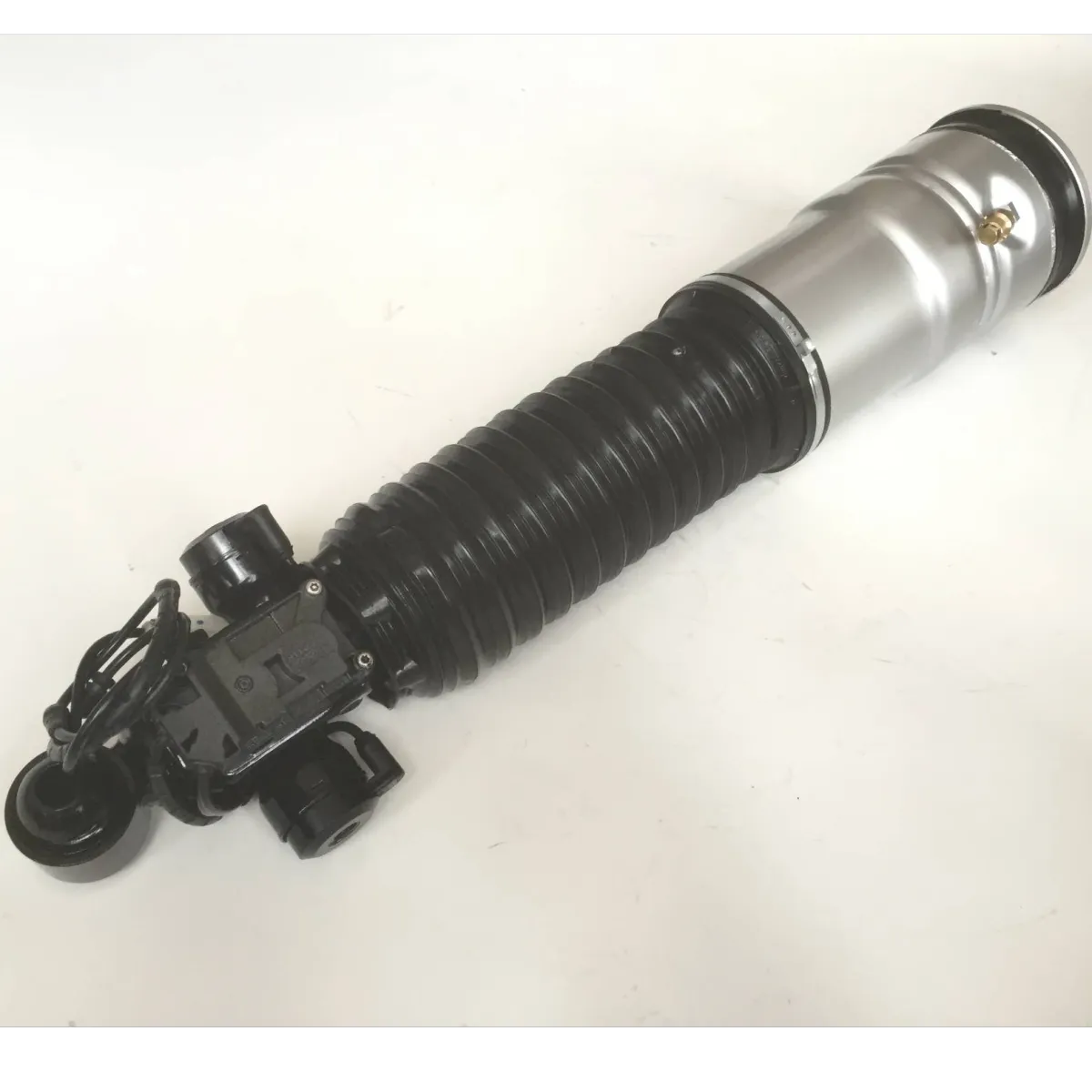 Air suspension shock absorber BMW F02 Rear 3712 6791 675, 3712 6791 676