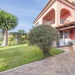 Excellent 3 bedroom villa, great areas and stunning and beautiful Sea View