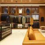 Quintessence of brand’s customization, Porro’s wardrobes have been chosen to furnish ‘Sartorial’, the new luxury boutique in the centre of Beijing
