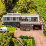 Excellent 4 bedroom villa with panoramic view over the sea and Vila Franca do Campo