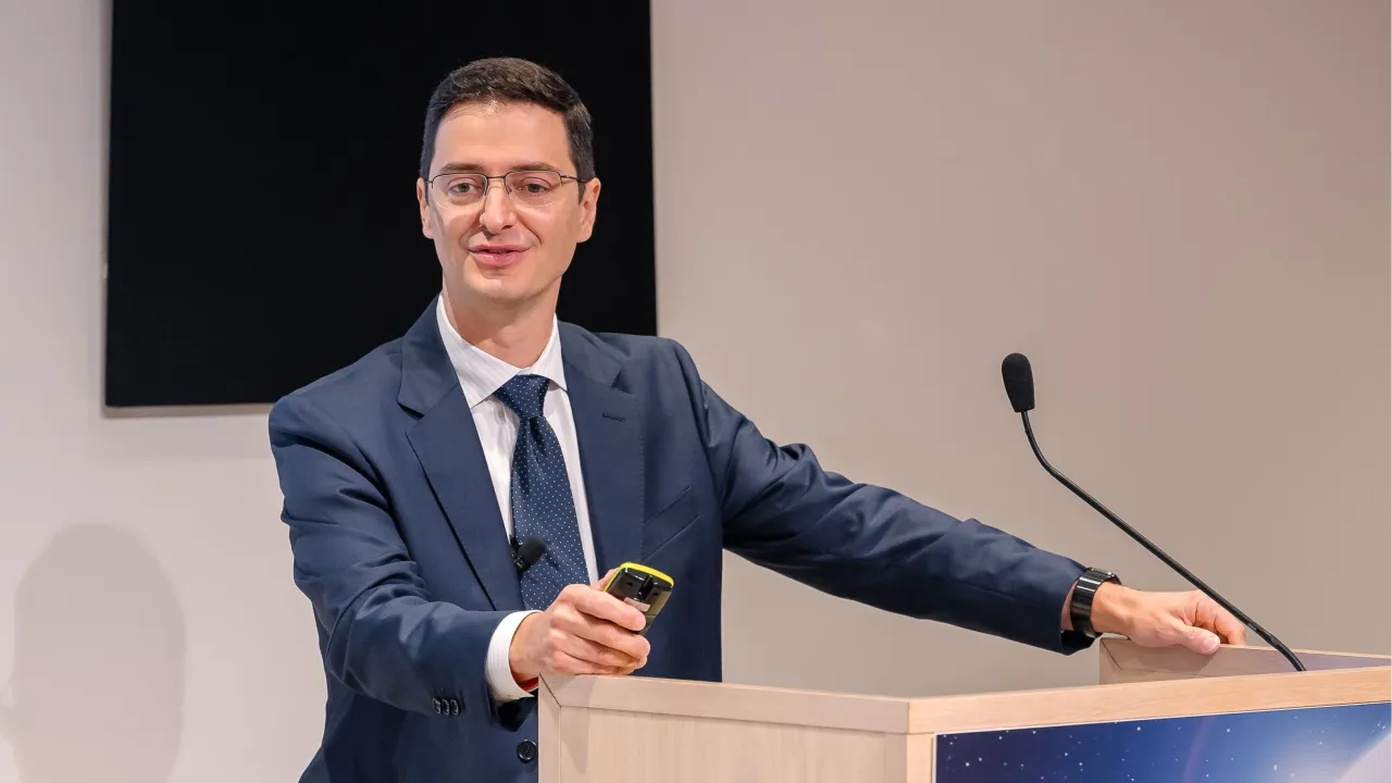 SESSION 5: GLOBAL ENERGY PLAYERS