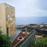 3 bedroom villa in Caniço, great sun exposure and sea view.