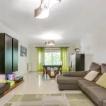 Apartamento T3 com varandas e lugar de garagem