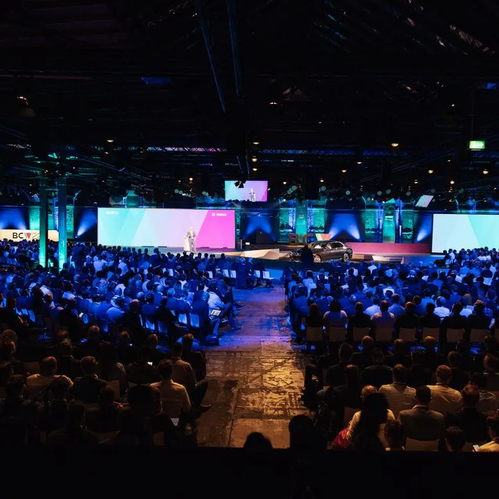 A Smart and Secure Hybrid Experience at Bosch ConnectedWorld