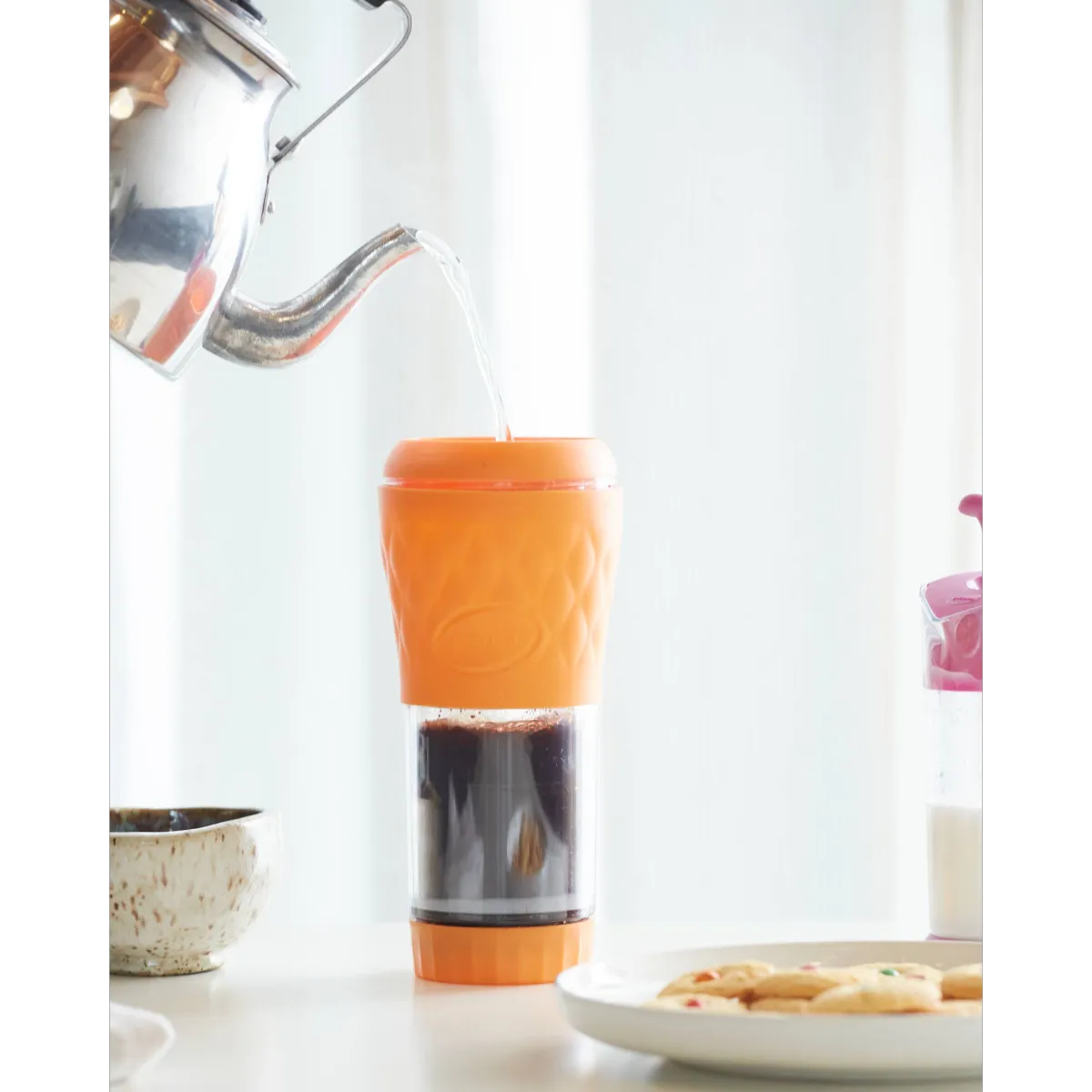 Cafeteira e Infusora de Chás Portátil