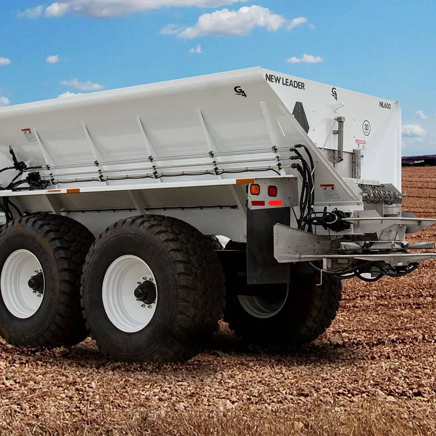 NL600 Compost Spreader