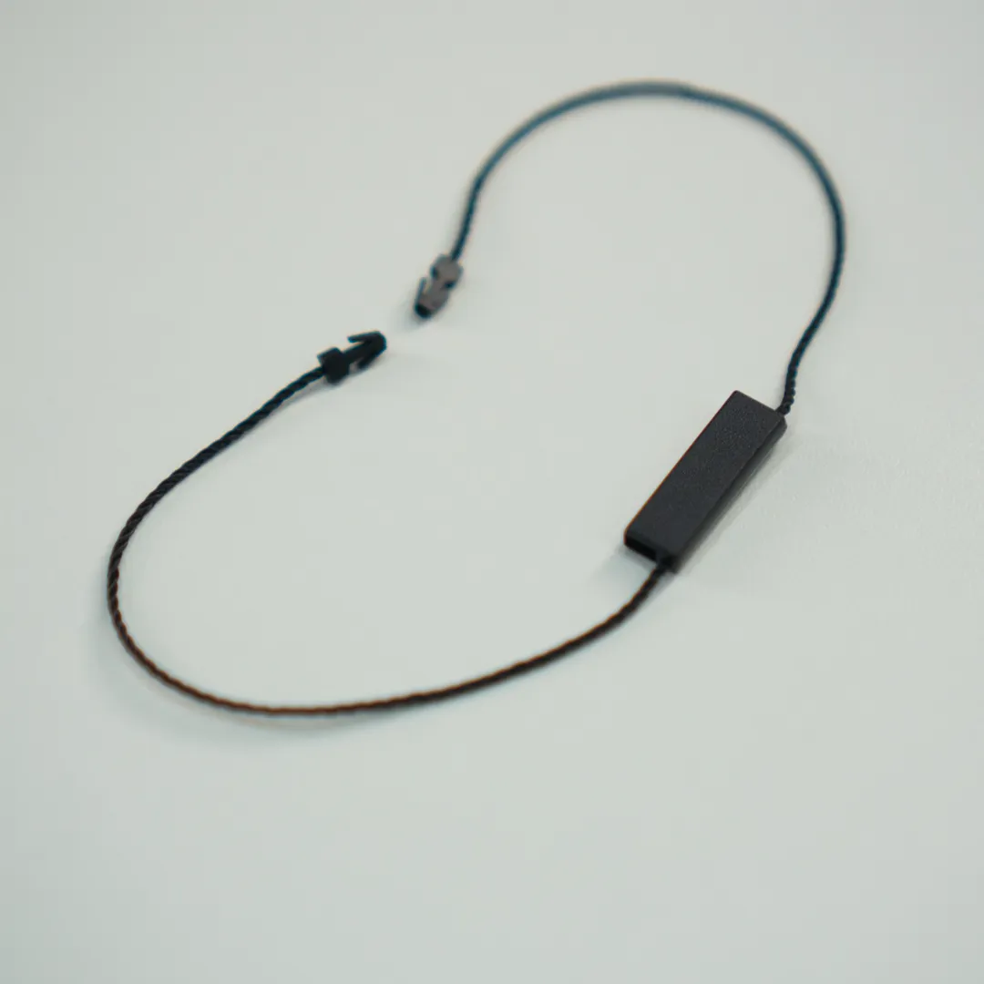 Generic seals with 2 "legs"