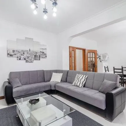 T2, com pátio partilhado em Vale Grou, Sobreda