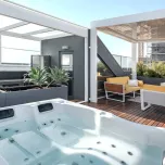 EXCLUSIVITÉ - Faro - Duplex vue mer en dernier étage, 4 chambres, toit terrasse, piscine et garage fermé.