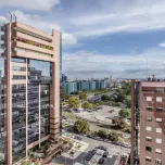 T5 em Condomínio Privado com Piscina