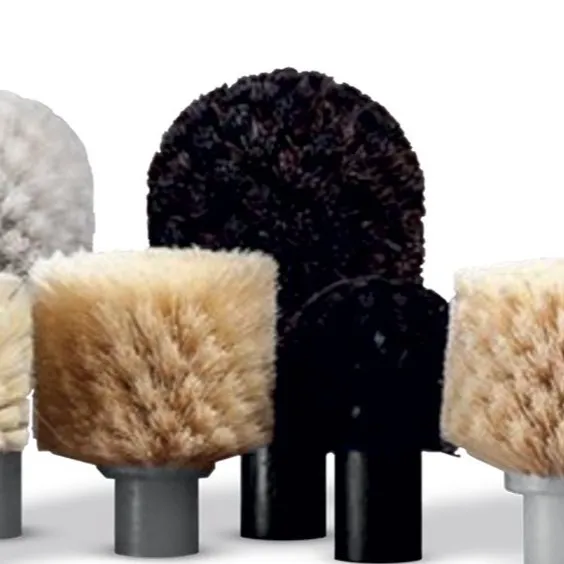 Disques abrasifs de finition, coton, éponge abrasive, disques en acier, disques en sisal et coton sisal.