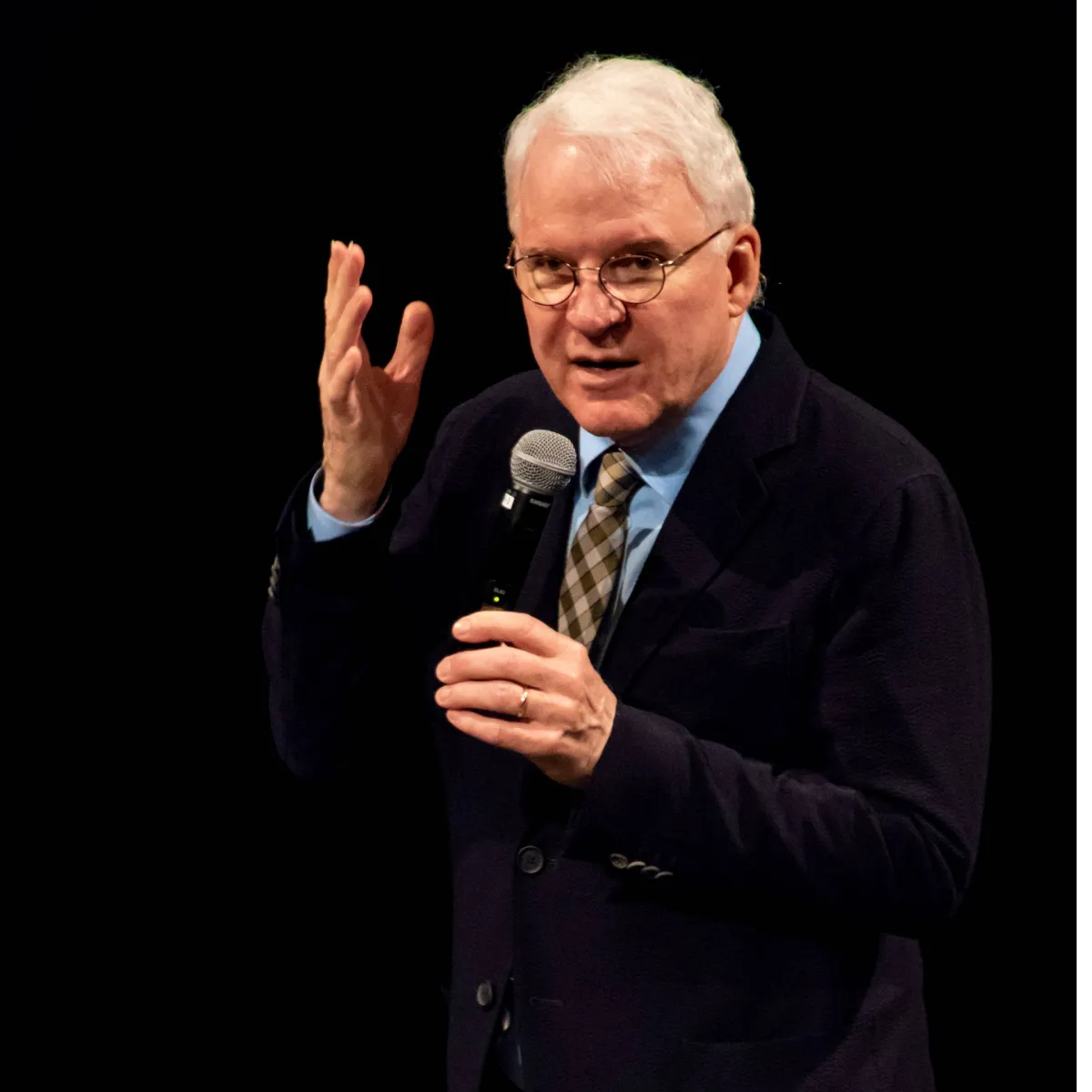 Entertainers and Celebrities - Magicians, Musicians, Comedians, and Chefs