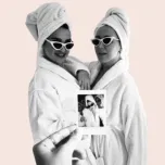 "Get Cozy" Polaroid Photo station