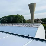 Changement de 1150 m2 de polycarbonate alvéolé 8 mm ➡️ en 10 mm Stabilit Suisse