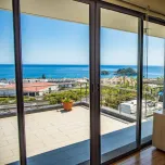 Excellent 4 bedroom villa with panoramic view over the sea and Vila Franca do Campo