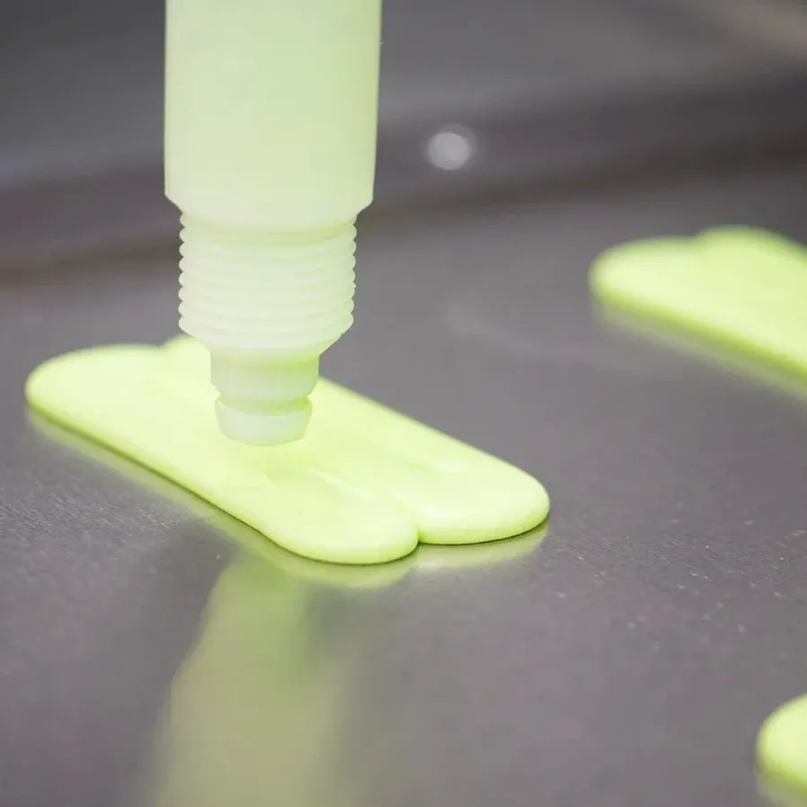 Application of thermal interface materials