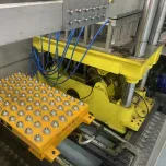 Termoformadora 03 Estações ( Molda, Corta e Empilha )