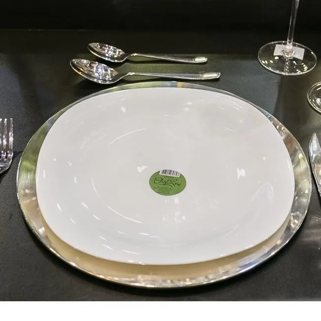 Prato quadrado 20 cm, 26 cm