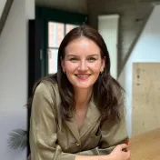 Alena Schneck