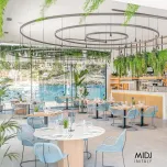 Lobby y Piscina