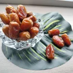 UNPITTED WHOLE DATES