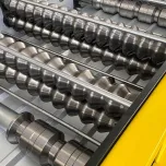 Máquinas de Telhas Esquadros®