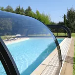 Amexso Semi-high curved telescopic pool enclosure