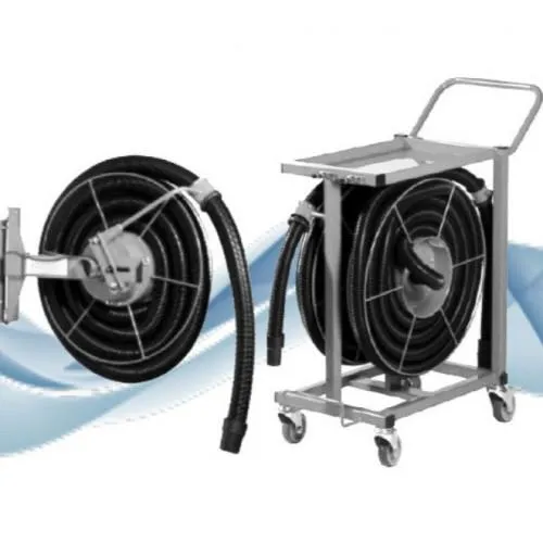 Vacuum hose reel