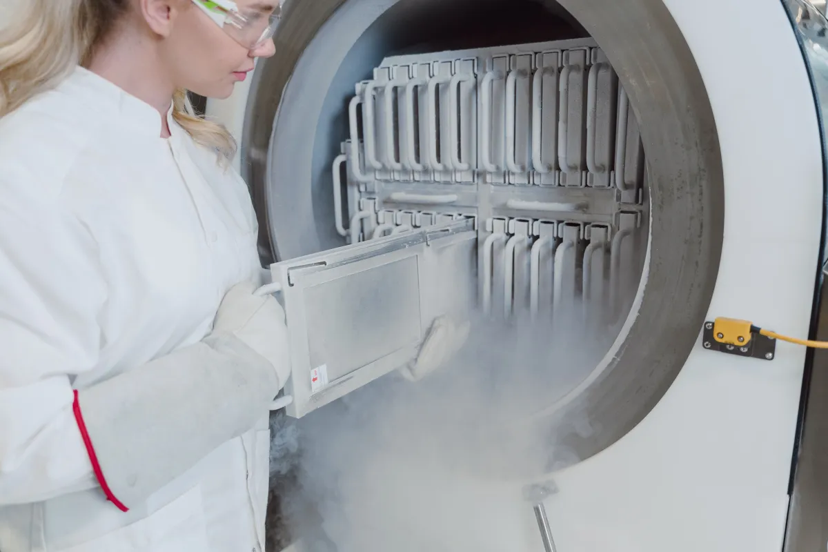 RoSS.LN2F: Cryogenic Freezer