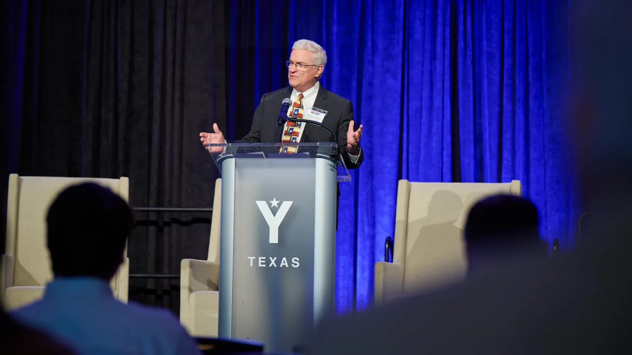 THE STORY OF BLUE BELL CREAMERIES (by Ricky Dickson, Retired CEO and best-selling author of One Scoop at a Time)