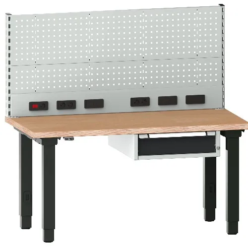 TM-Quattro Workstation