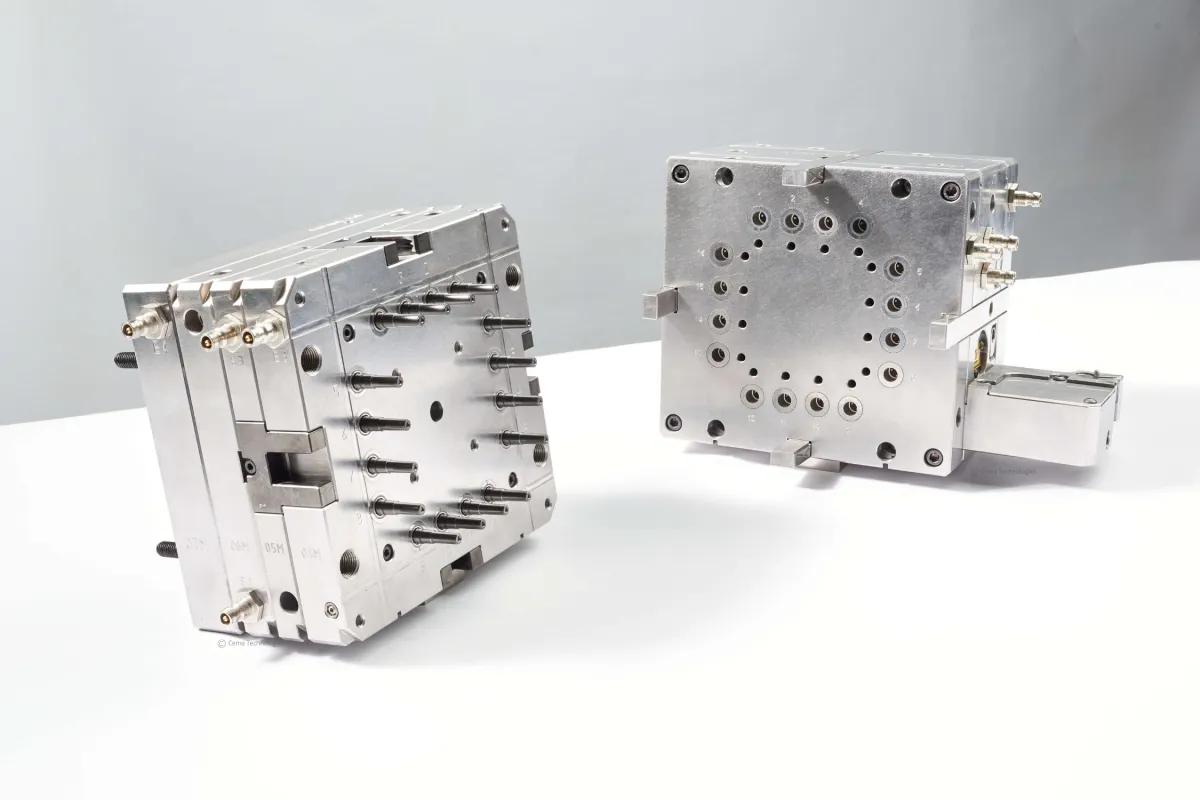 Plastic injection molds