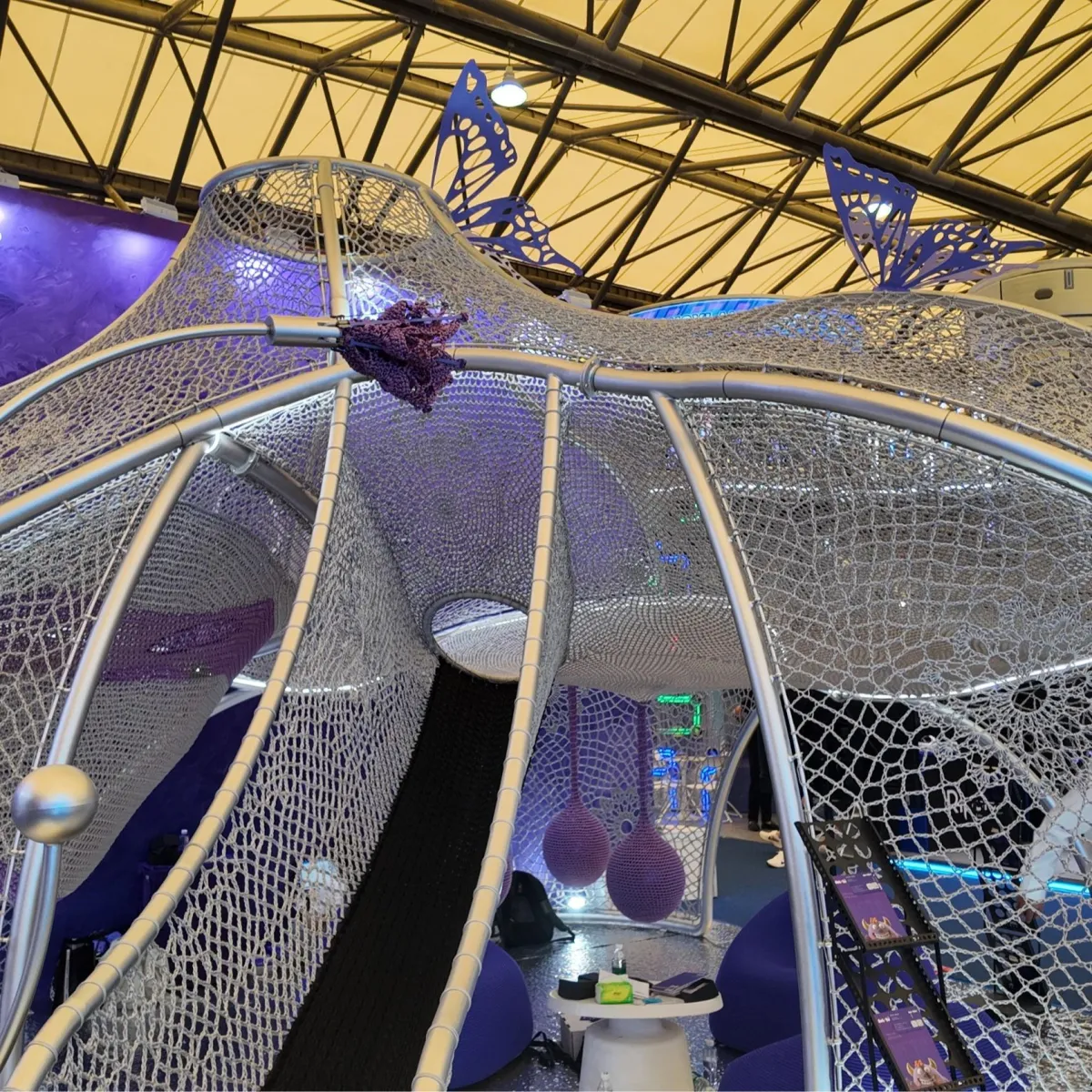 IAAPA Orlando 2025 | “Cocoon Born” Immersive Rope-Net Installation
