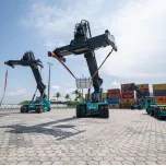 Reachstacker and Empty Container Handling