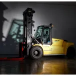 Electric heavy duty forklift trucks with ICE Like performance